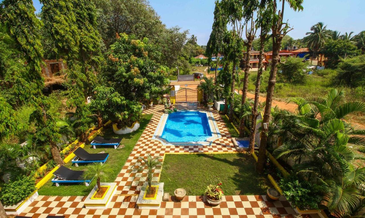 Treebo Trend Skylight Royal Stay Candolim Exterior foto